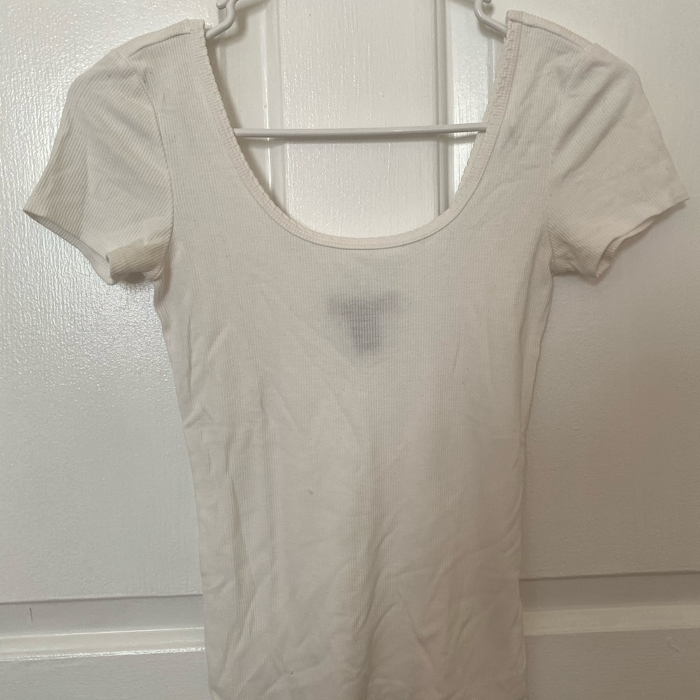 Forever 21 T Shirt